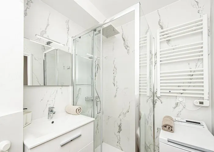 Somptueux Studio - Terrasse & Vue - Parking - Gf