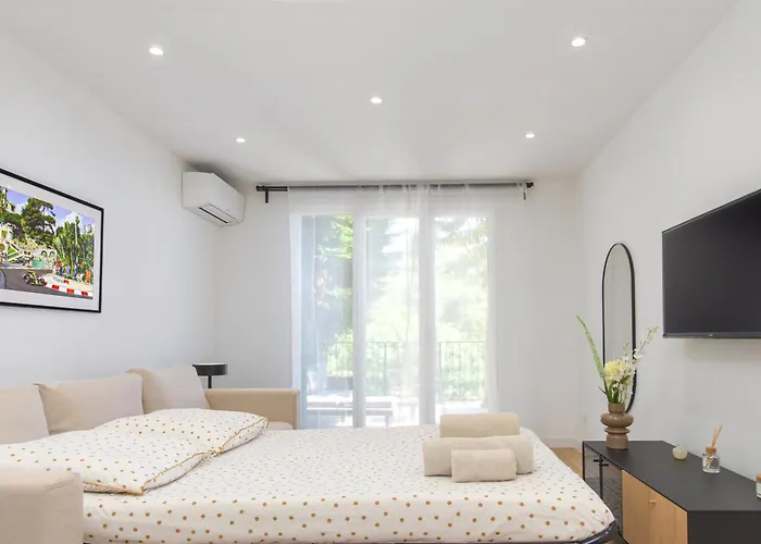 Somptueux Studio - Terrasse & Vue - Parking - Gf *